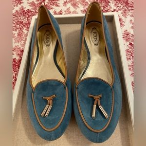Tod’s Blue Suede Tassel Flats, NWOT